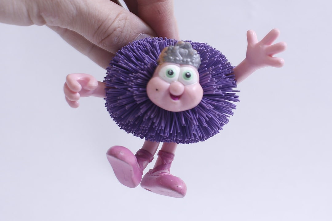 Koosh Kins, Gee Gee, Princess, Action Figure, Pink Body, Purple Ball ...