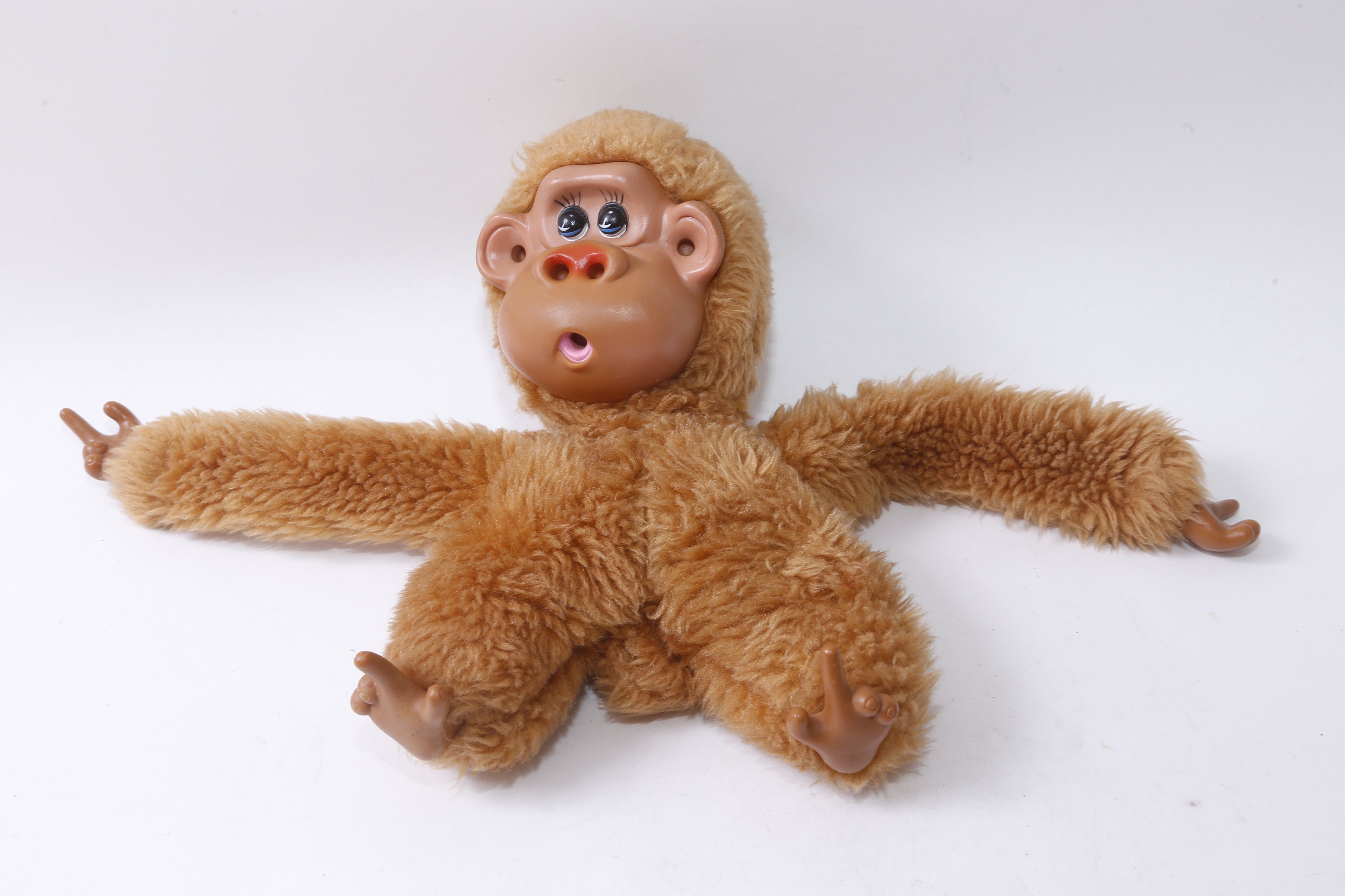 Monchicchi Like Monkey, Lying, Brown, 9.5x14