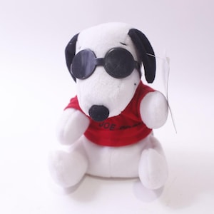 Peanuts, Snoopy & Friends, Small Plush, Sunglasses, Red Shirt, Vintage, Stuffed Animal, Soft Toy, ~ 251013-WH 1376