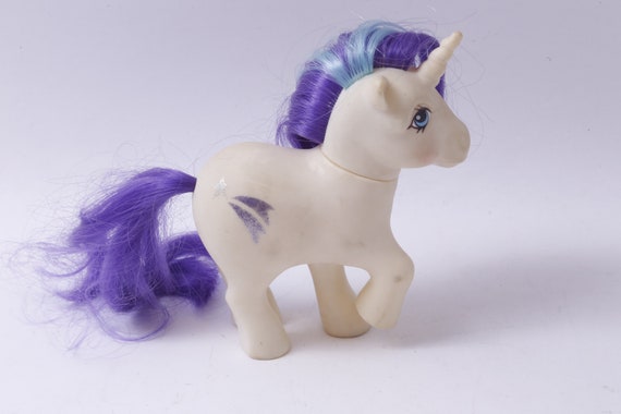 Hasbro My Little Pony Glory Unicorn 1983 White Body - Etsy New Zealand Hasbro My Little Pony Glory Unicorn 1983 White Body - Etsy New Zealand