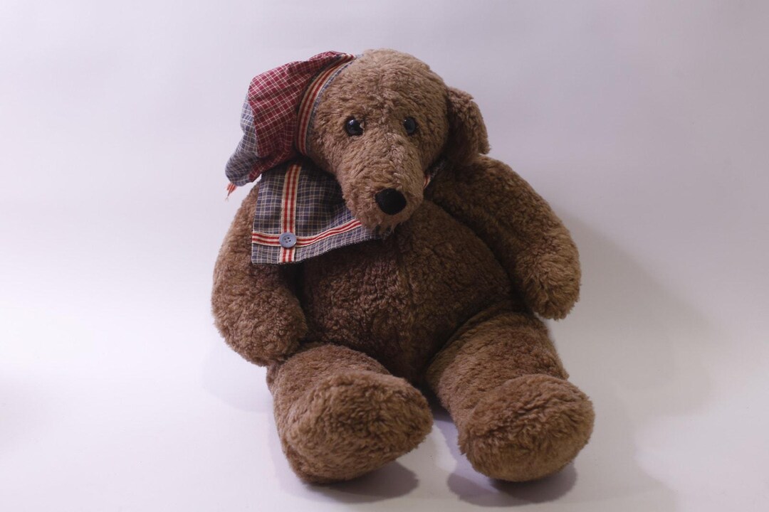 The Hen in the Holly, Brown Bear, LARGE Plush, Long Nose, 22
