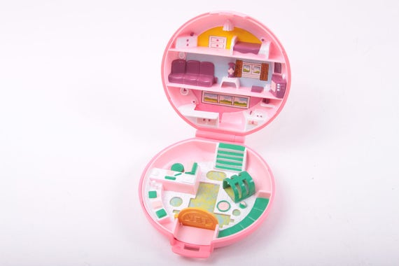polly pocket vet