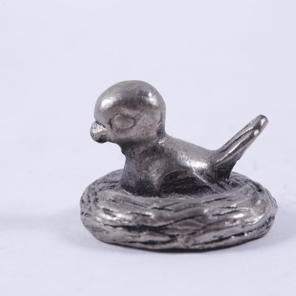 Bird Sitting in Nest, Pewter, Figurine, Little, Statuette, Interior Figure, Animal, Vintage, Collection, Photo Prop 545