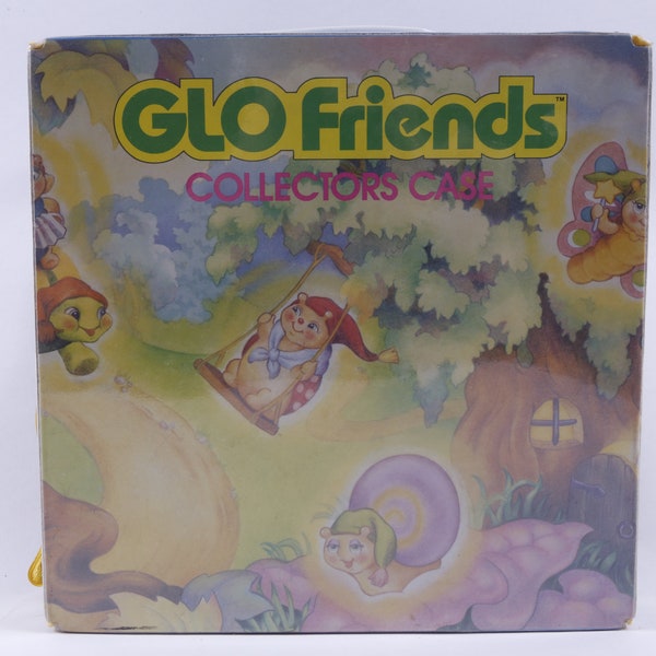 GLO Friends, Collectors Case, Doll Holder, Box, Buttons, Children, Interior, Decor, Design, Vintage, Photo Prop, FLAW ~ 20-01-714