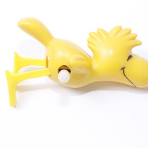 Cacahuetes que no funcionan, Woodstock, pájaro amarillo, caminante, juguete de cuerda, personaje de cómic, vintage, coleccionable, ~ 20-01-982