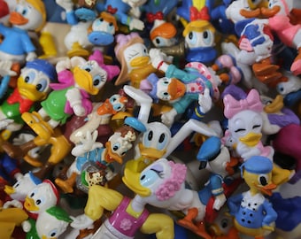 PICK YOUR OWN #2 Vintage 80s 90s Donald Duck, Disney, Daisy, Ducktails, Scrooge, pvc Figures Toy Lot Cake Toppers Bullyland, Applause - 1265