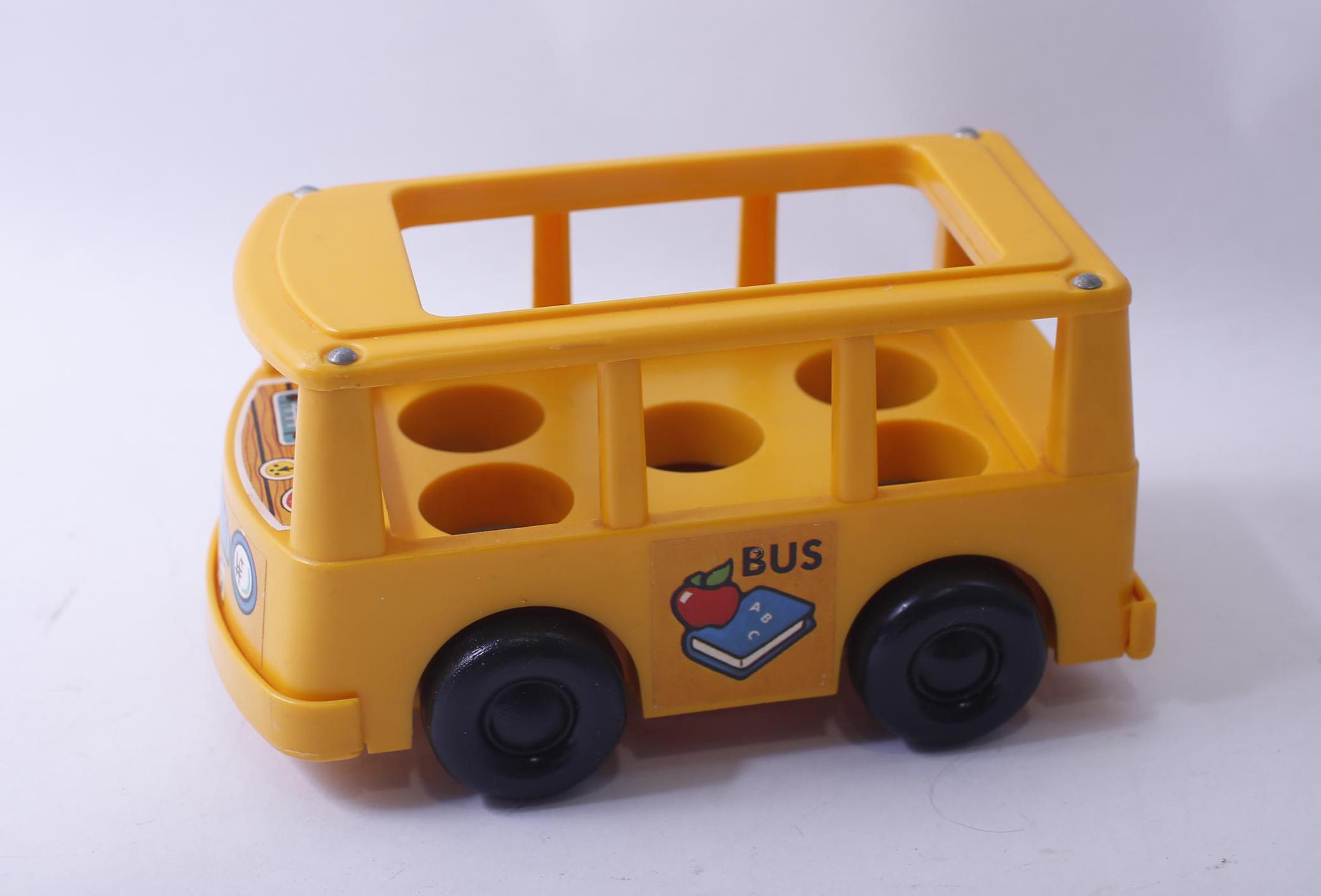 希少　フィッシャープライス　　スクールバス　セサミストリート　カンガルーなど Fisher-price, Little People, Yellow Mini School Bus, 1960s, Toy