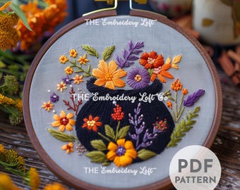 Handbroderimönster med blommig kittel, höstbroderimönster, halloweenmönster, handbroderimönster i PDF-format, nybörjarbroderi, gör-det-själv