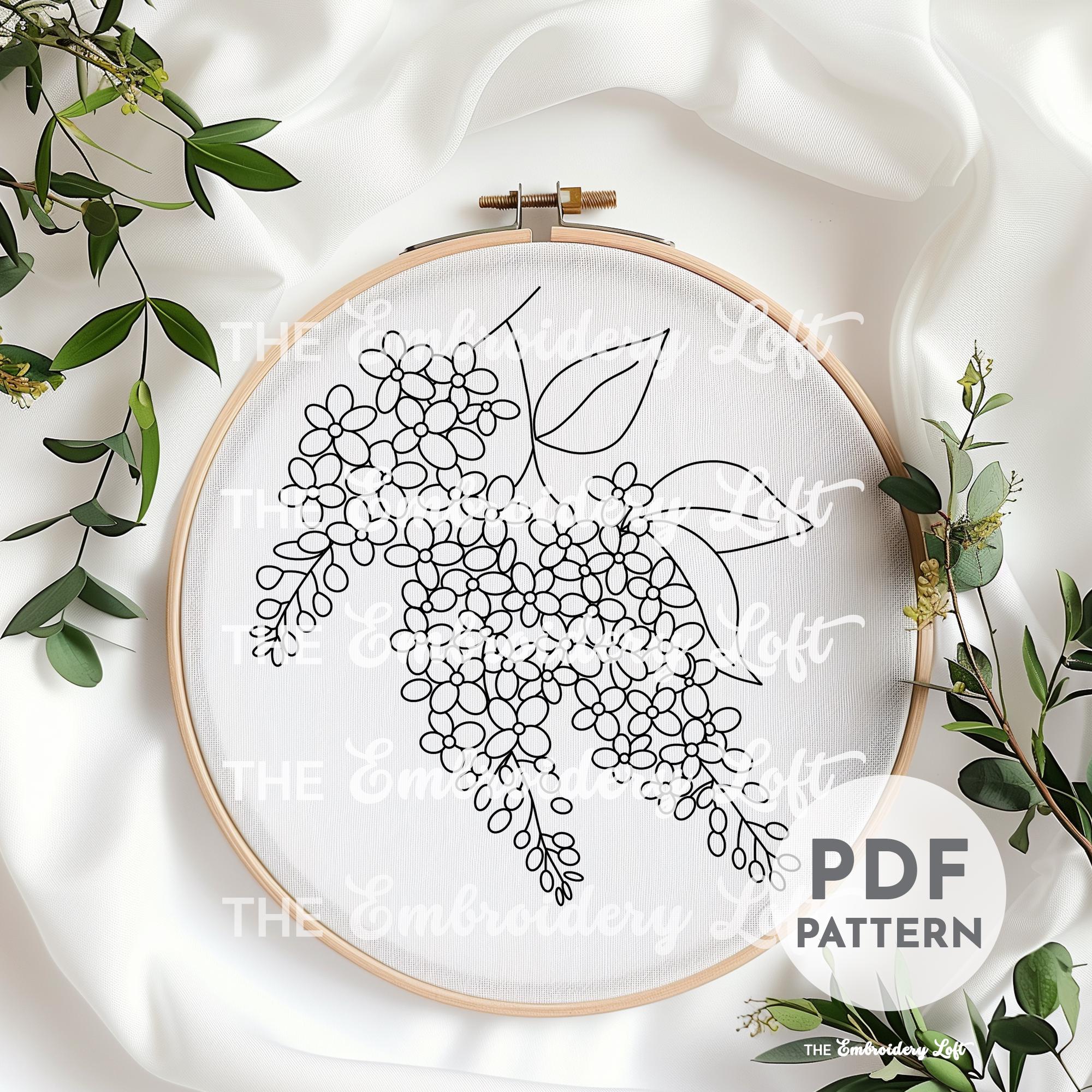 ライラックの枝の手刺繍パターン、紫のライラックの花、ピンクの