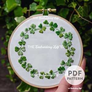 Clover Wreath Hand Embroidery Pattern, Clover Leaf Design, Clover Embroidery Design, Clover Flower Pattern, Hand Embroidery Pattern PDF
