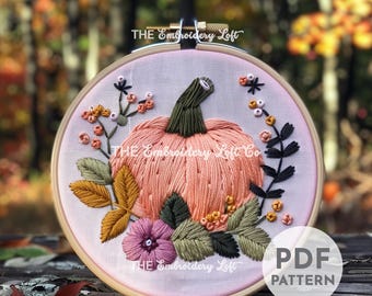 Roze pompoen handborduurpatroon, schattige pompoen, pompoenpatroon, herfstpatroon, halloweenpatroon, handborduurpatroon pdf