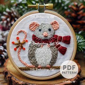 Winter Mouse Hand Embroidery Pattern, Mouse with Scarf, Winter Mouse Design, Christmas Embroidery Pattern, Hand Embroidery Pattern PDF