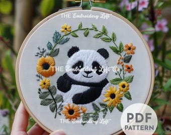 パンダの手刺繍パターン、花柄パンダ、かわいいパンダのデザイン
