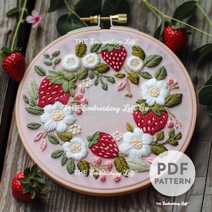 Strawberry Wreath Hand Embroidery Pattern, Strawberries Pattern, Strawberries, Summer Embroidery, Hand Embroidery Pattern PDF, Beginner, DIY
