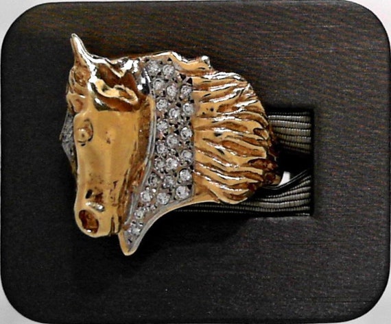 18 Karat Horse Head ring with 5.2ctw in diamonds … - image 1