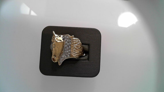 18 Karat Horse Head ring with 5.2ctw in diamonds … - image 2
