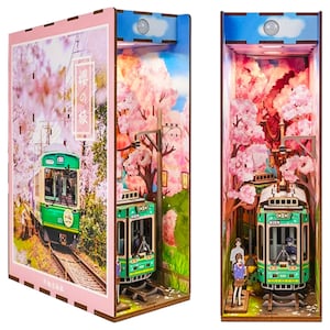 Zestaw miniatur stacji kolejowej Cherry Blossom DIY, japoński zestaw kącika książkowego Sakura DIY, zestaw dioramy, dekoracja regału na książki, zestaw modeli, prezent dla mola książkowego