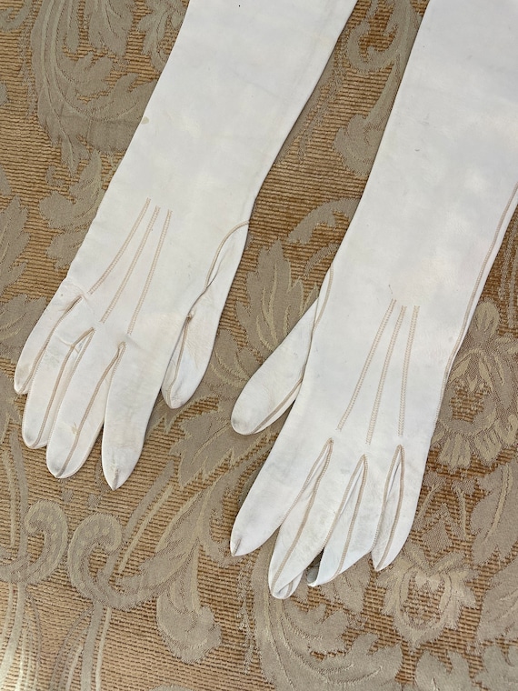 White Leather Opera Gloves c. 1950 - image 1