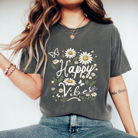 Groovy Daisy Shirt – Retro Flower Graphic Tee, Positive Quote Pullover, Hippie Floral Top