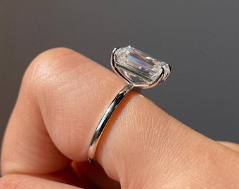 Anello di fidanzamento con moissanite taglio smeraldo da 2 carati - Anello classico con incastonatura a griffe, anello solitario, elegante fede nuziale, regalo di Natale per lei