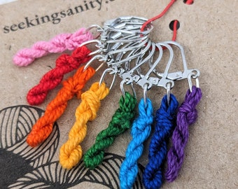 Removable Stitch Markers for Knitting or Crochet - Closable - Set of 8 - Mini Rainbow Hanks of Yarn - L21