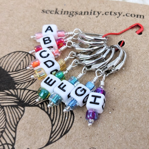 Removable Stitch Markers for Knitting or Crochet - Closable - Set of 8 - Rainbow with Letters A through H - L63