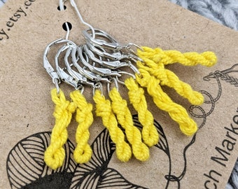 Removable Stitch Markers for Knitting or Crochet - Closable - Set of 8 - Mini Yellow Hanks of Yarn - L36