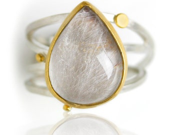 Silver Rutilated Quartz on a Swirled Band Ring. Size 7 1/4