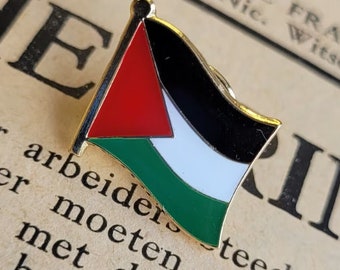 Vintage Flag of Palestine Pin - Accessoires For Men and Women - FilistinShop™