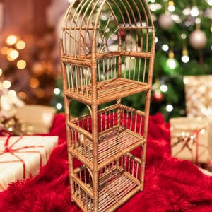 Shelf wicker, étagère, bookcase, rattan 3-tier shelf in boho style.