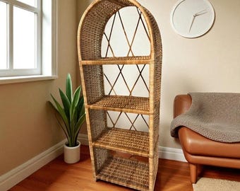 Scaffale in vimini a 4 ripiani fatto a mano – Etagere in rattan per piante, libri e decorazioni – Contenitore vintage boho per bagno e cameretta dei bambini