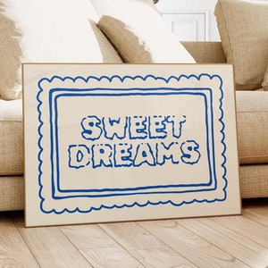 Sweet Dreams Typography Print – Retro Digital Wall Art for Modern Bedroom Decor