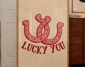 Impresión tipográfica vintage de herraduras "Lucky You", ideal para dormitorios, casas de campo y decoración retro.