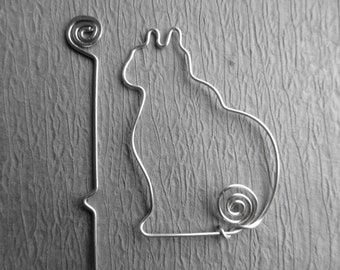 Sitting CAT SHAWL PIN wirework gift for knitters cat lovers wire wrapped brooch