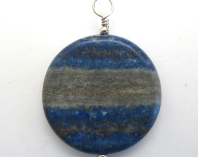 Lapis lazuli and sterling silver pendant