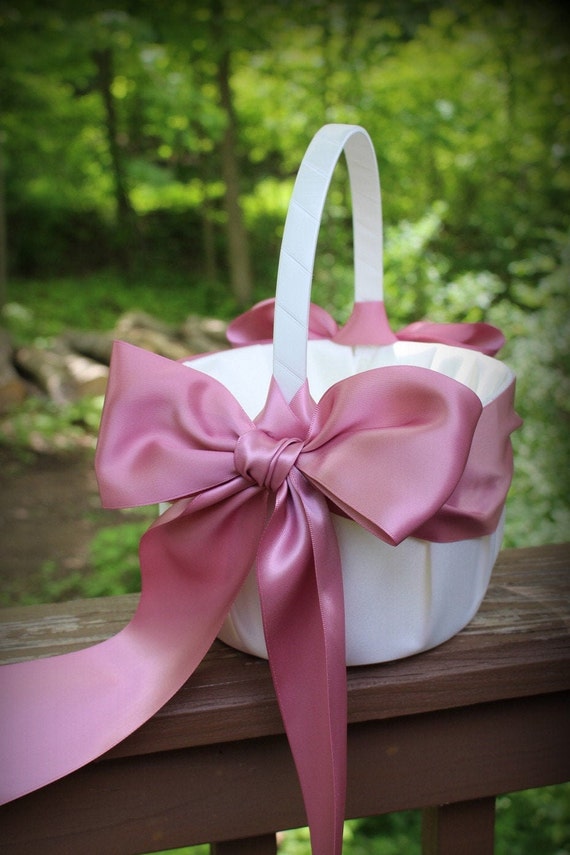 LargeWhite or Ivory Flower Girl Basket Ribbon color Rosey Etsy España