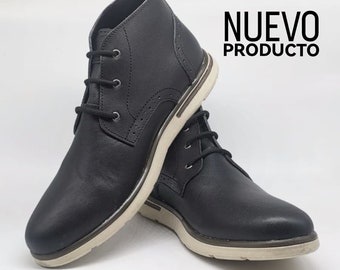 Black Leather Sport Boots with Ergonomic Insole