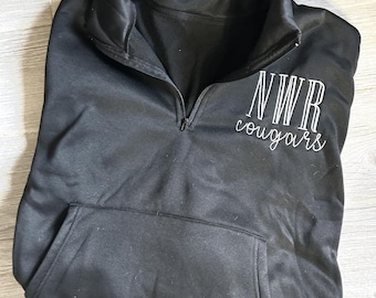 Sudadera con cremallera de 1/4 bordada con la mascota de la escuela / Ropa deportiva personalizada