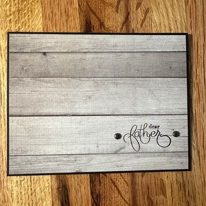 Tarjeta de tablón de madera plegable superior para el Día del Padre