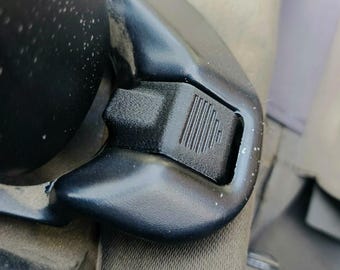 Mazda MX5 NA & NB top latch lock replacement