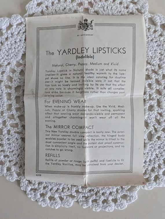 Vintage 1930's Yardley of London compact. Powder,… - image 7
