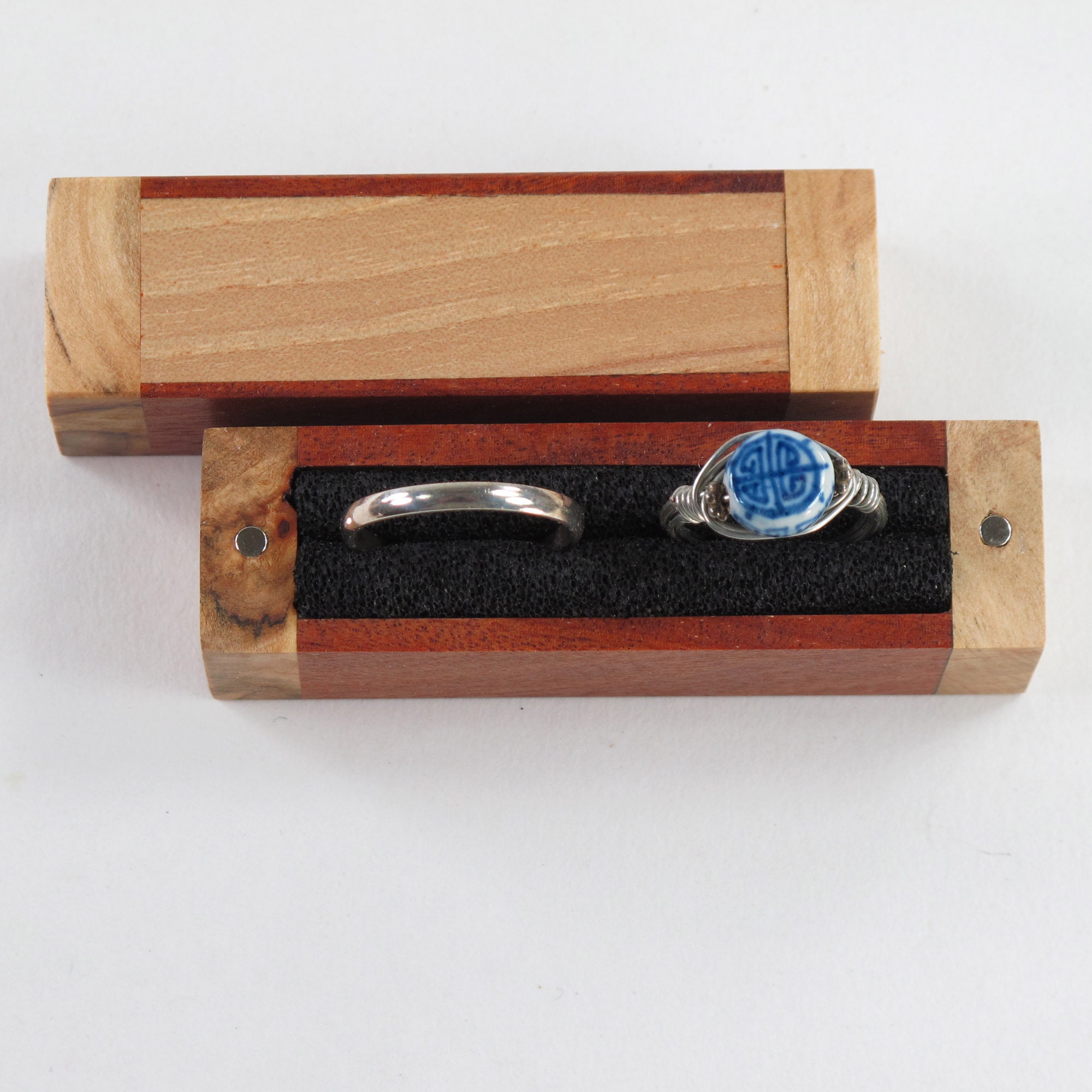 Caja de anillo múltiple caja portadora de anillo caoba y | Etsy