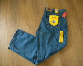 GWG Easy Fit Blue Jeans, 42x30, Canada NEW with tags