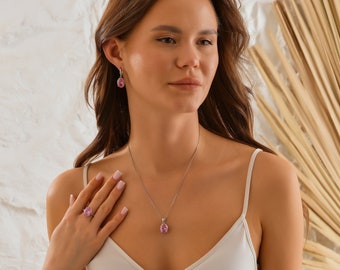 Handgemaakte natuurlijke rozenkwarts gestenigd unieke elegante 925 sterling zilveren ketting, oorbellen en ring sieraden set kwaliteit huwelijkscadeau liefde steen