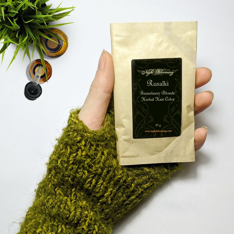 Strawberry Blonde Rusalki Natural Vegan Henna Hair Color Conditioner 10G Sample Powder Dye image 3