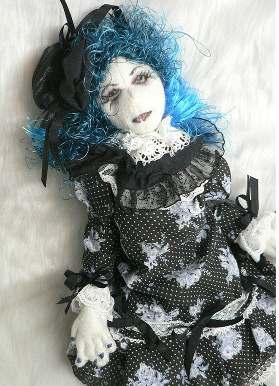 gothic lolita dolls