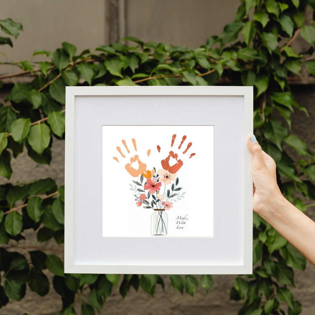 Mother's Day Flower Printable | Floral Handprint Card | DIY Kids Craft ...