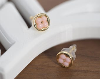 Gold-plated 925 Sterling Silver Floral Stud Earrings With Natural