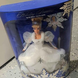 1999 Barbie Disney Holiday Princess Cinderella Doll