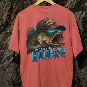 Quirky Bass Fisherman PNG Design | Funny Fishing Graphic for Shirt Printing & Outdoor Enthusiasts